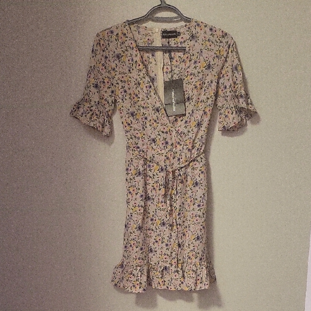 PrettyLittleThing Floral Mini Corsette Dress